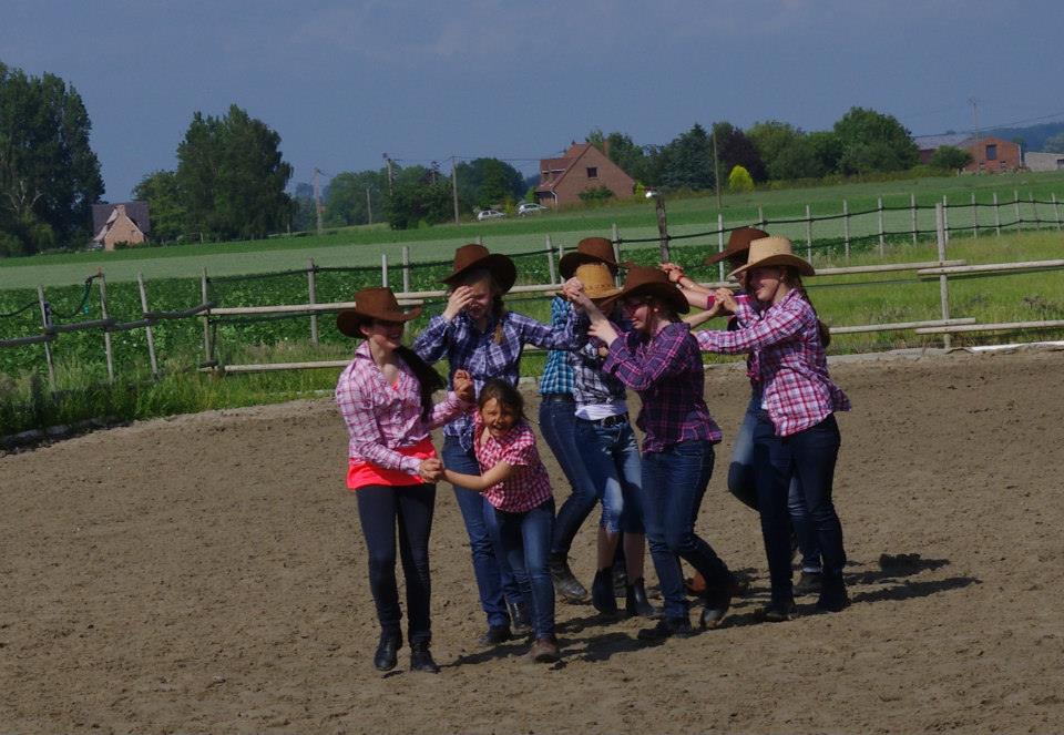 danse des cowgrils